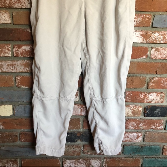 Everlane The Tencel Relaxed Barrel Leg Chino Trousers - Picture 4 of 8